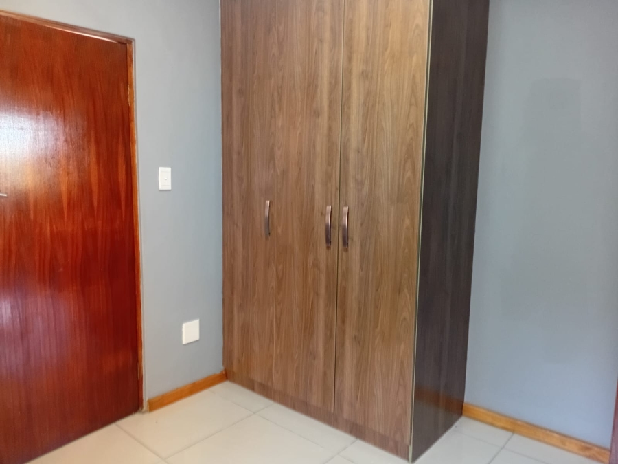 To Let 3 Bedroom Property for Rent in Gonubie North Eastern Cape